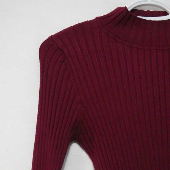 Unbranded | 12 pit to pit | Ribbed Burgundy Long Sleeve Mock Neck Sweater - Picture 3 of 14